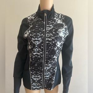 ASICS jacket full zip thumbhole black white Sz M fit